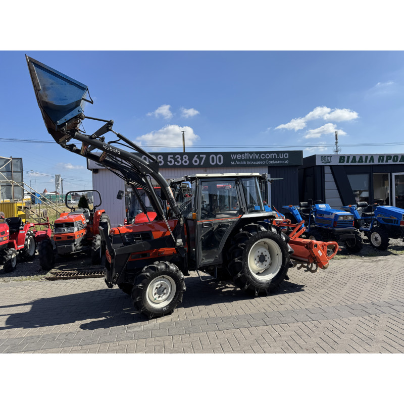 KUBOTA GL32 front