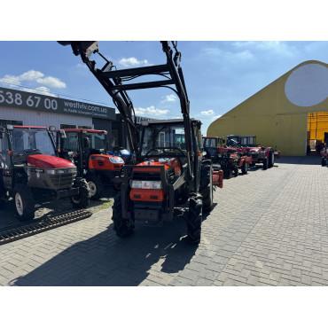 KUBOTA GL32 front