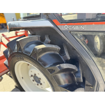 KUBOTA GL32 front