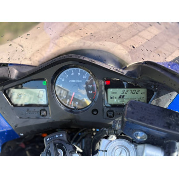 HONDA VFR800