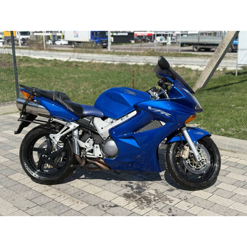 HONDA VFR800