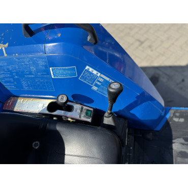 ISEKI TA235