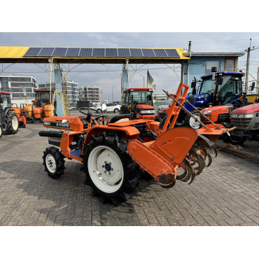KUBOTA 1702