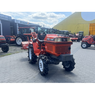 Kubota B40