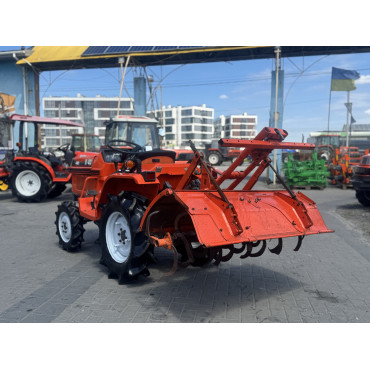 Kubota B40
