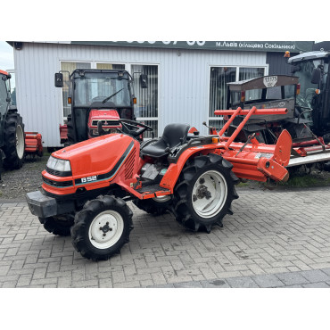 KUBOTA B52