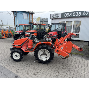 KUBOTA B52