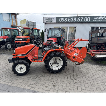 KUBOTA B52