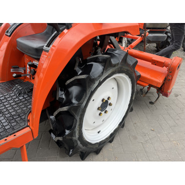 KUBOTA X-20