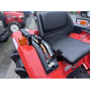 MITSUBISHI MT 18