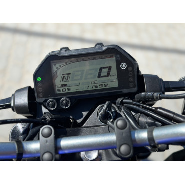 YAMAHA MT-03