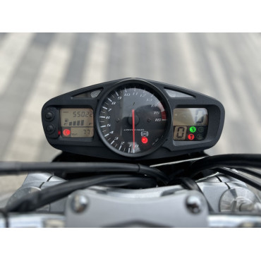 SUZUKI GSR600