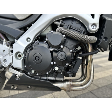 SUZUKI GSR600