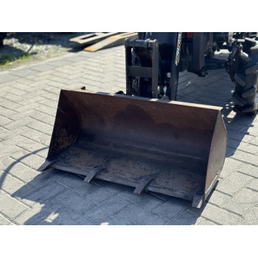 KUBOTA B1 - 10 front