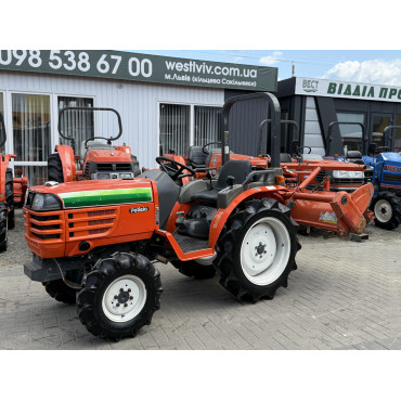 KUBOTA GB 20(HITACHI CX200)