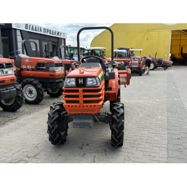KUBOTA GB 20(HITACHI CX200)