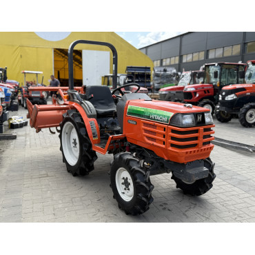 KUBOTA GB 20(HITACHI CX200)