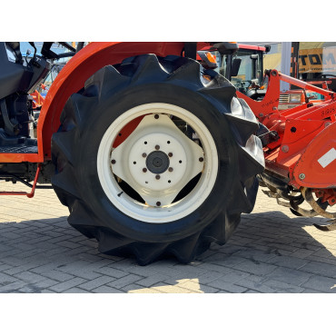 KUBOTA KL33