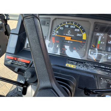 MITSUBISHI MT 305 cab