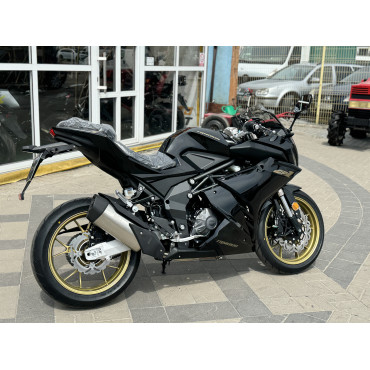 Спортбайк TARO GP1 400